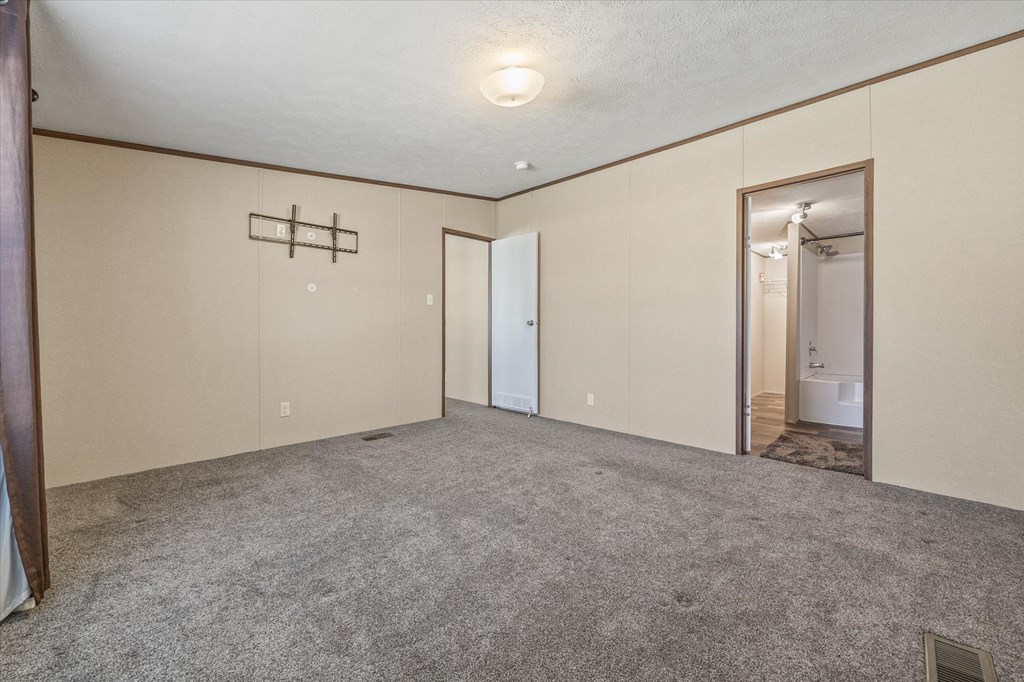 6889 Baker Mountain Rd