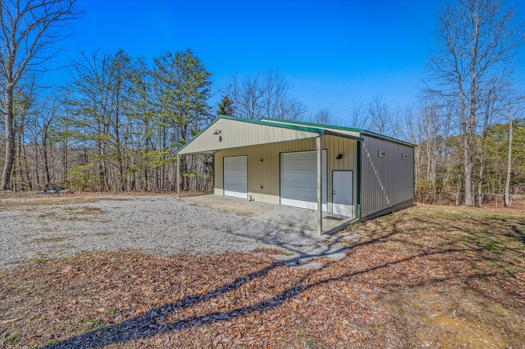 6889 Baker Mountain Rd