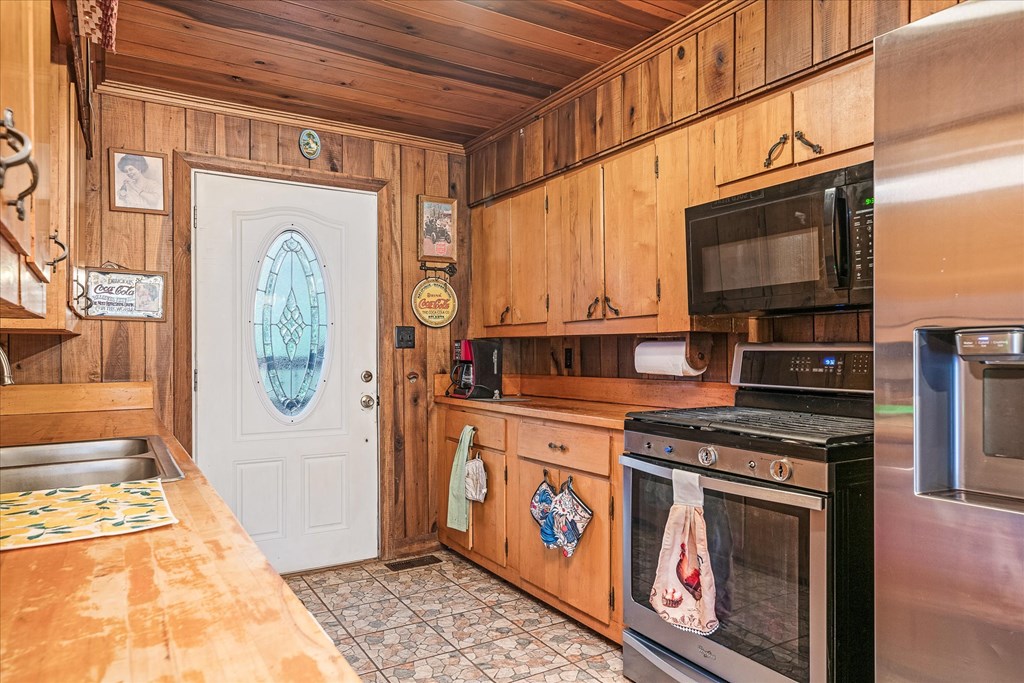88 Hollingsworth Slough Rd