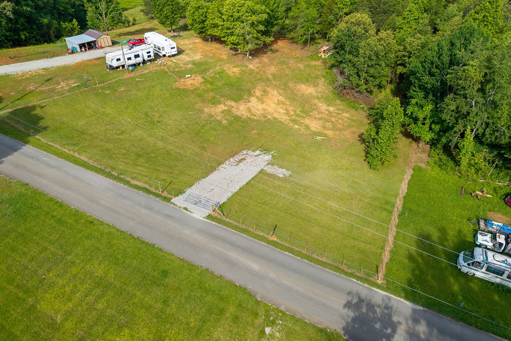 455 Darkey Springs Rd