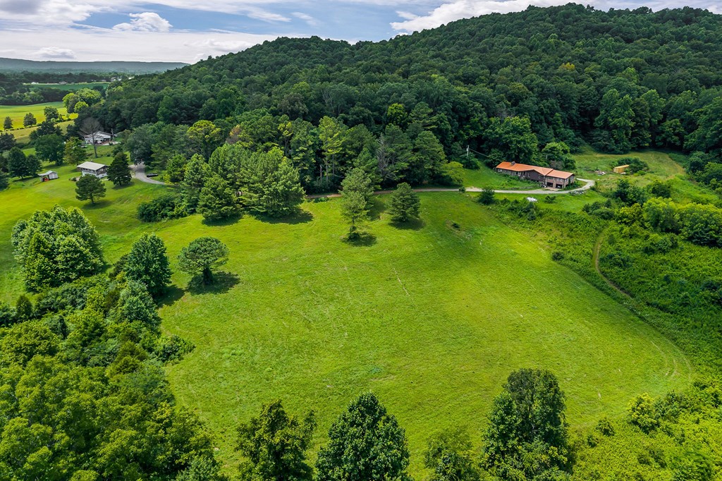 00 Clay Holman Rd