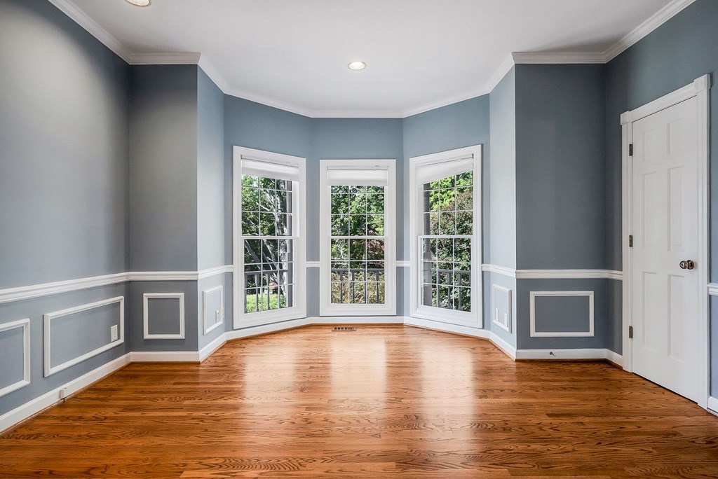 4216 Deerfield Lane