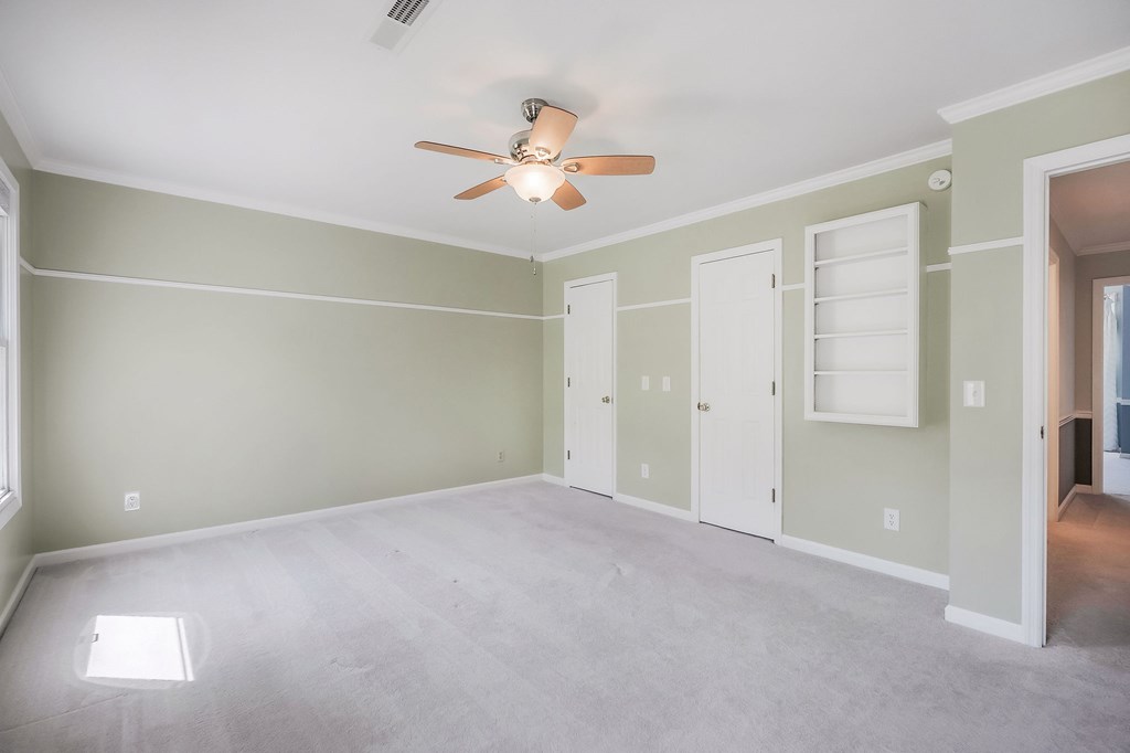 4216 Deerfield Lane