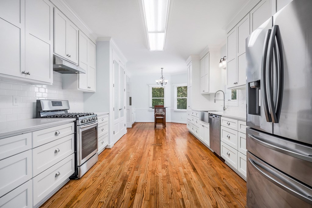 4216 Deerfield Lane