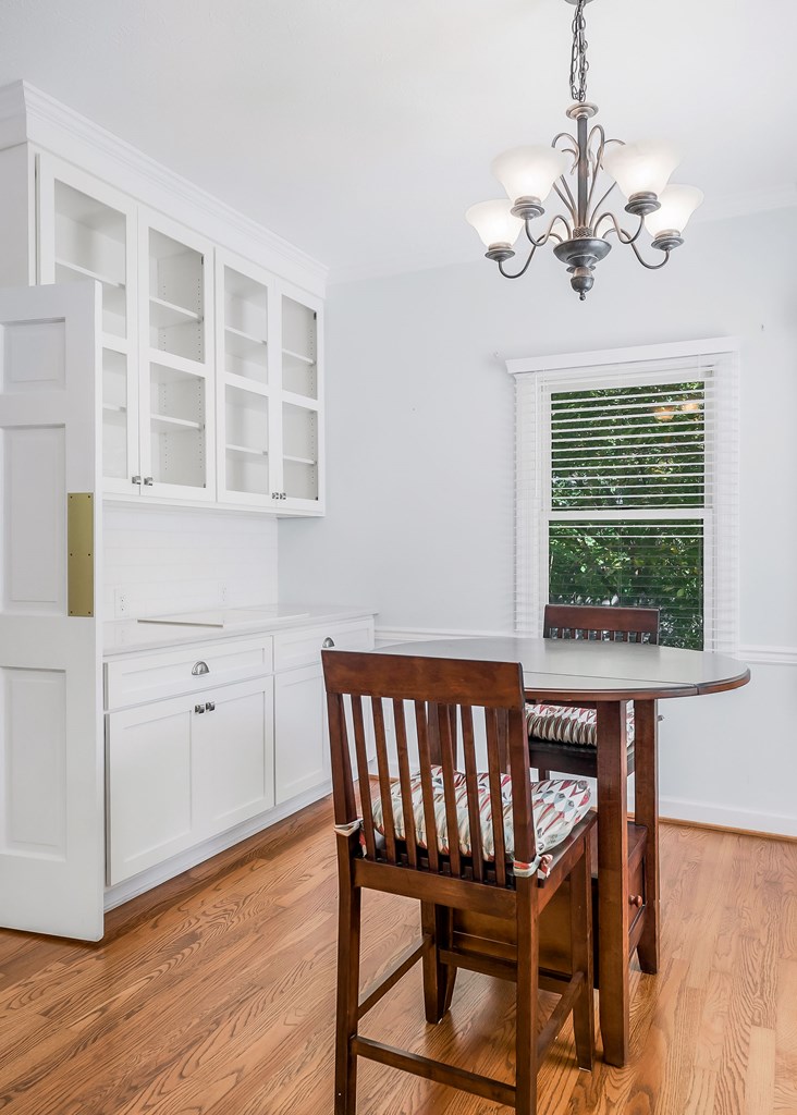 4216 Deerfield Lane