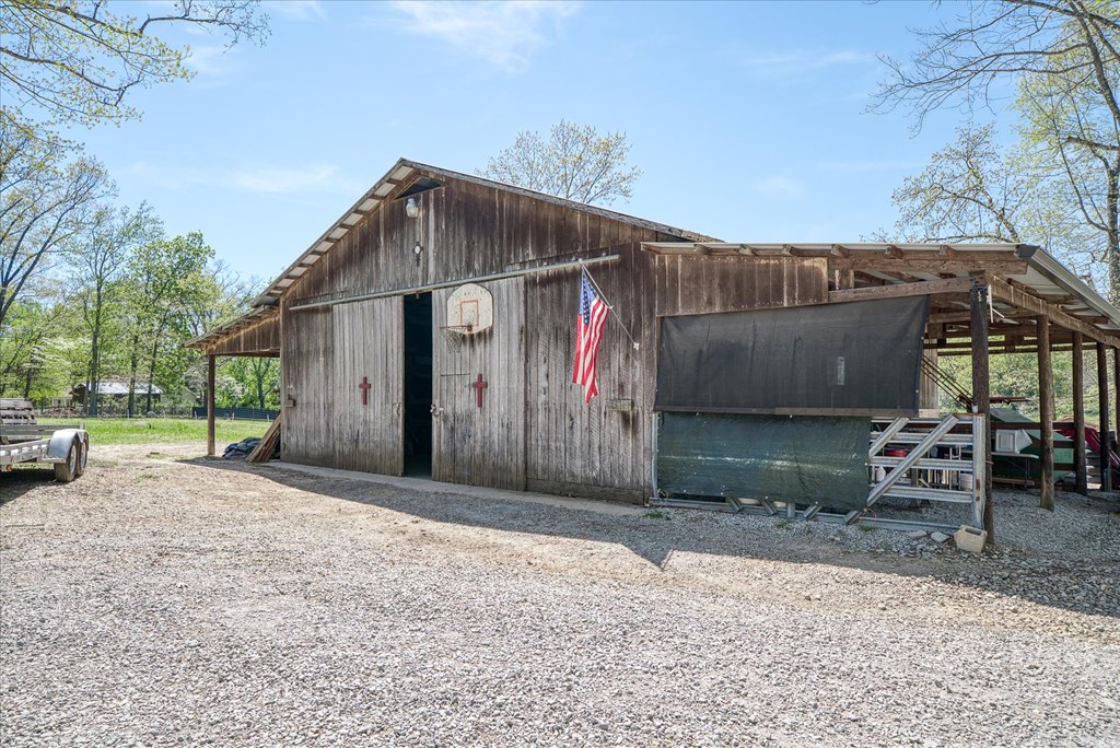 1563 Boyd Creek Rd