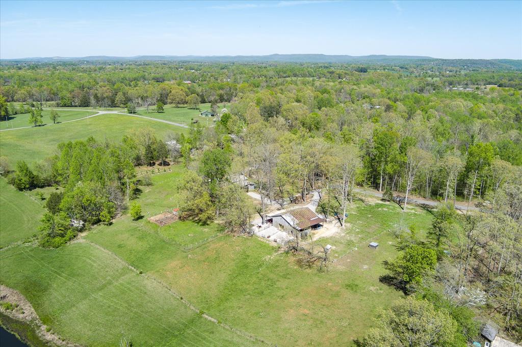 1563 Boyd Creek Rd
