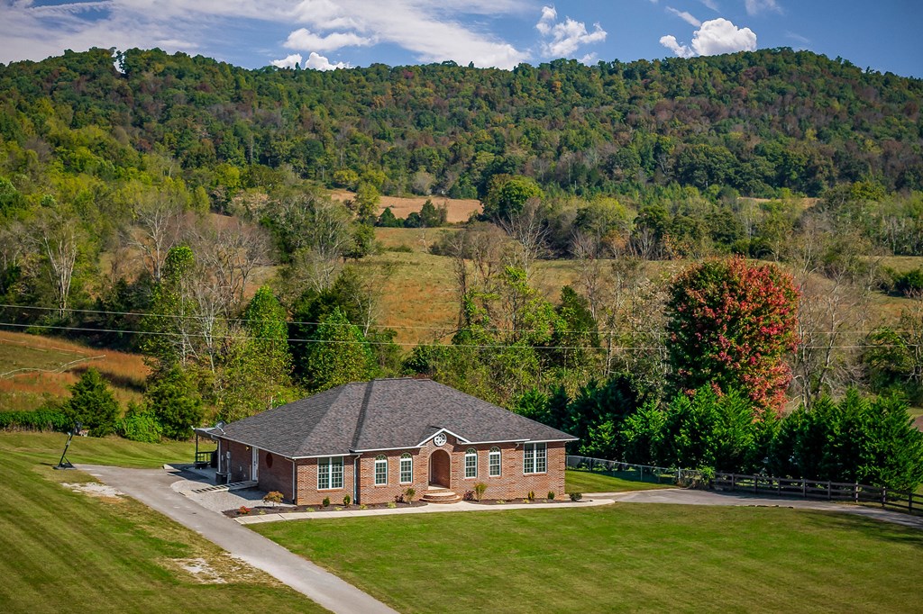 1945 Golden Mountain Rd