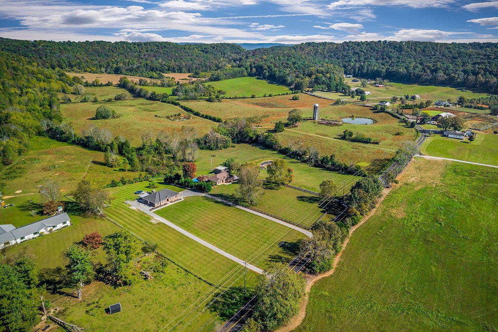 1945 Golden Mountain Rd