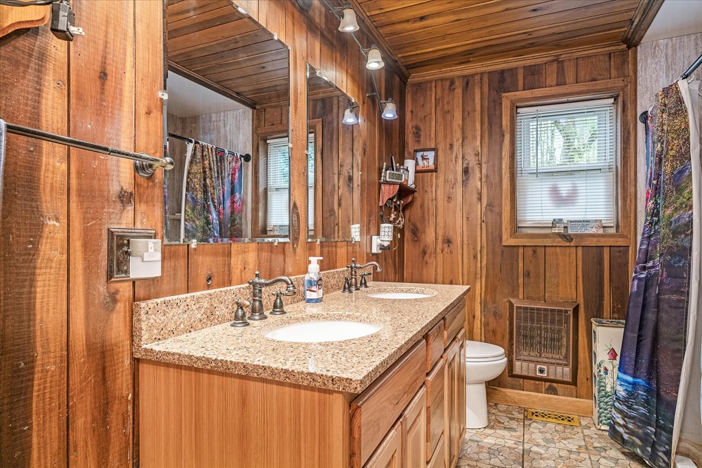 88 Hollingsworth Slough Rd