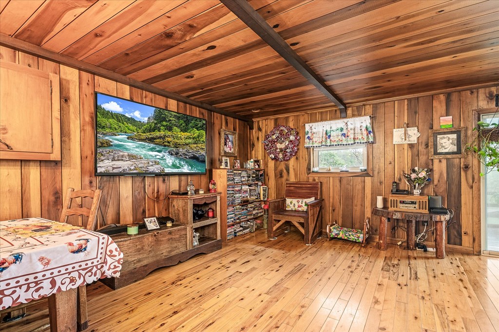 88 Hollingsworth Slough Rd