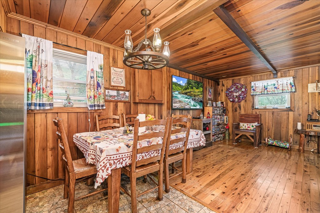 88 Hollingsworth Slough Rd