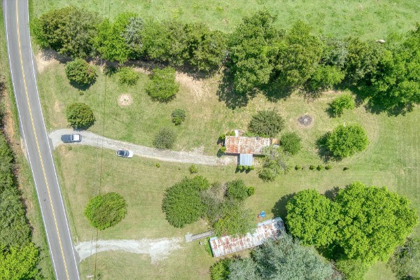 280 Bone Cave Rd