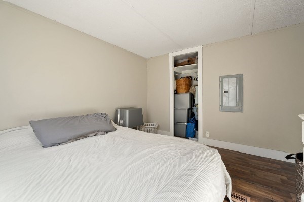 280 Bone Cave Rd
