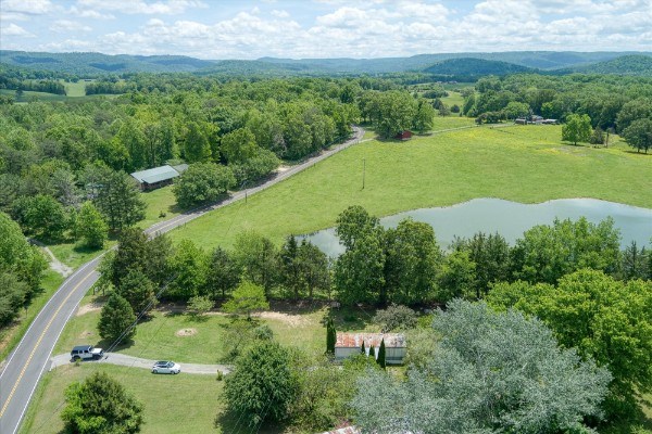 280 Bone Cave Rd