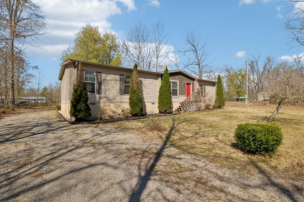 89 Poplar Dr