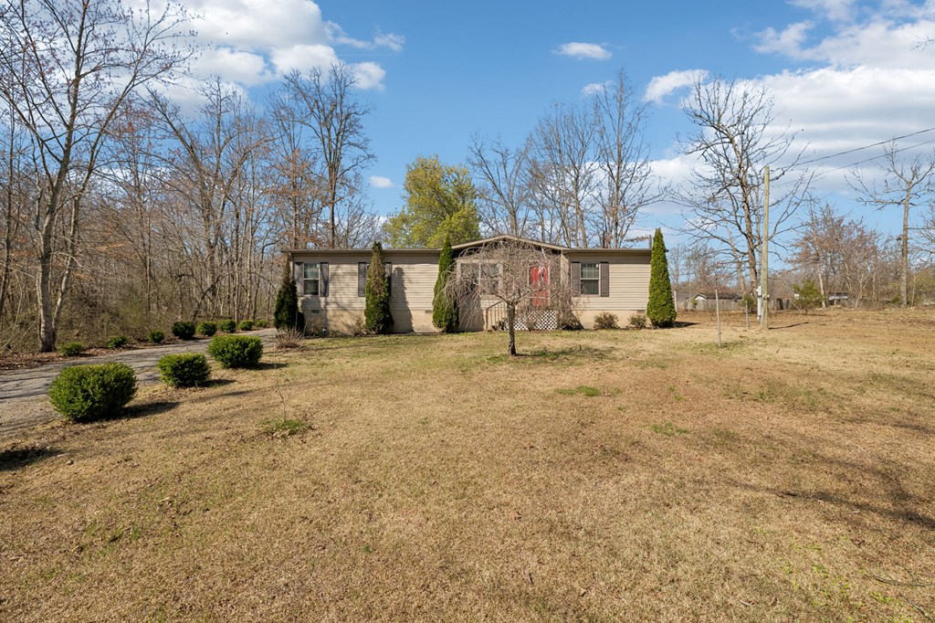 89 Poplar Dr