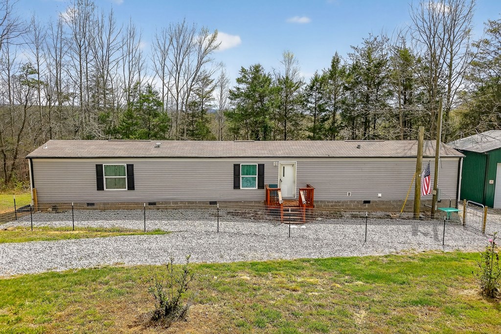 1237 Ridge Rd