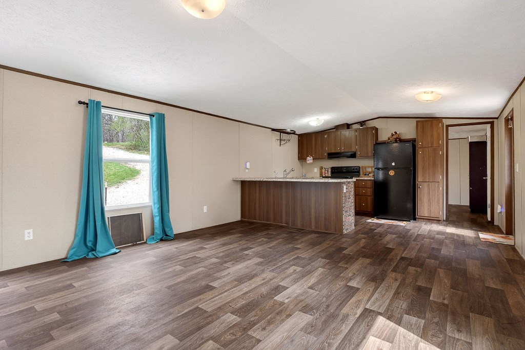 1237 Ridge Rd