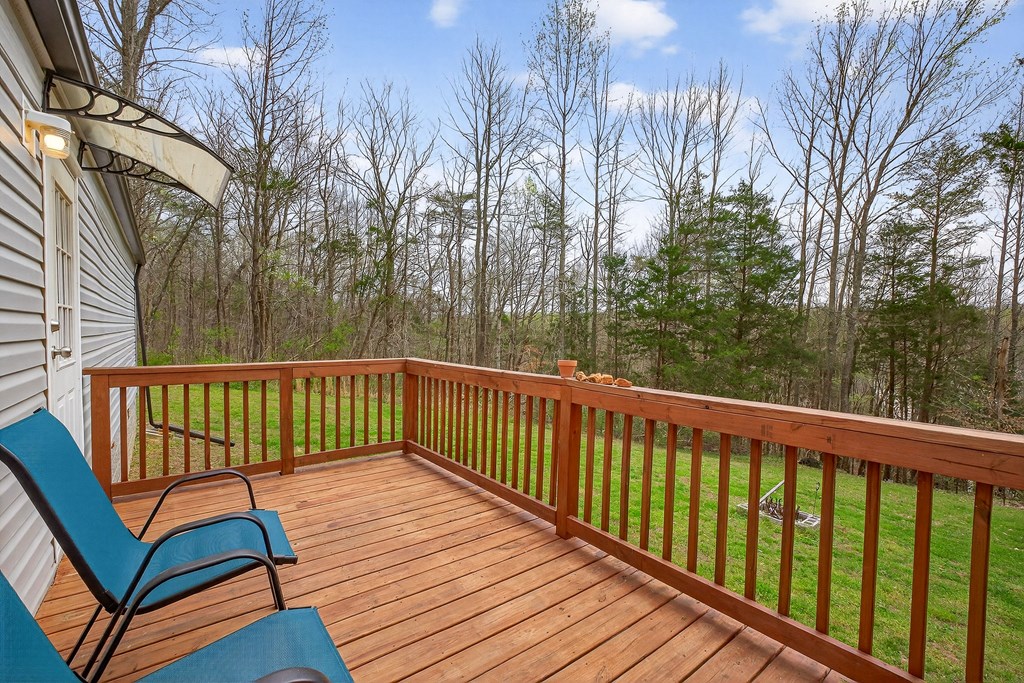 1237 Ridge Rd
