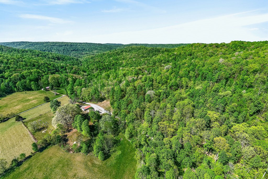 107.7 ac Board Valley Rd