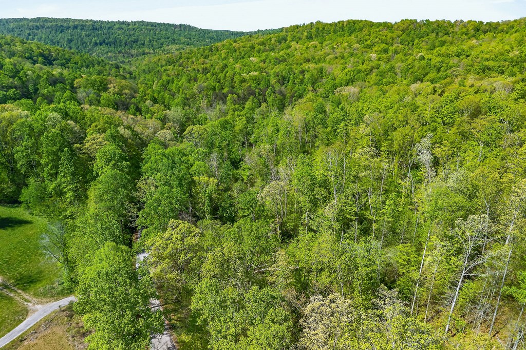 107.7 ac Board Valley Rd