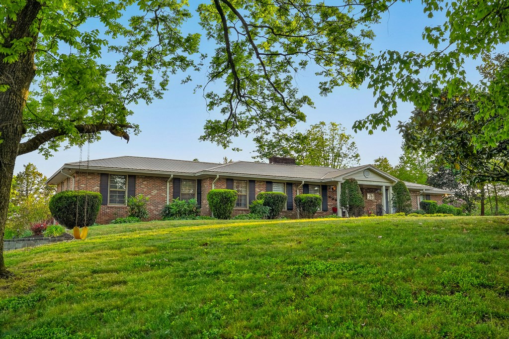 843 W Bockman Way