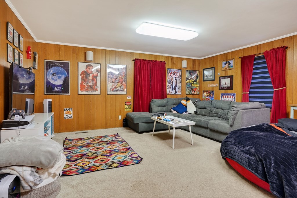 843 W Bockman Way