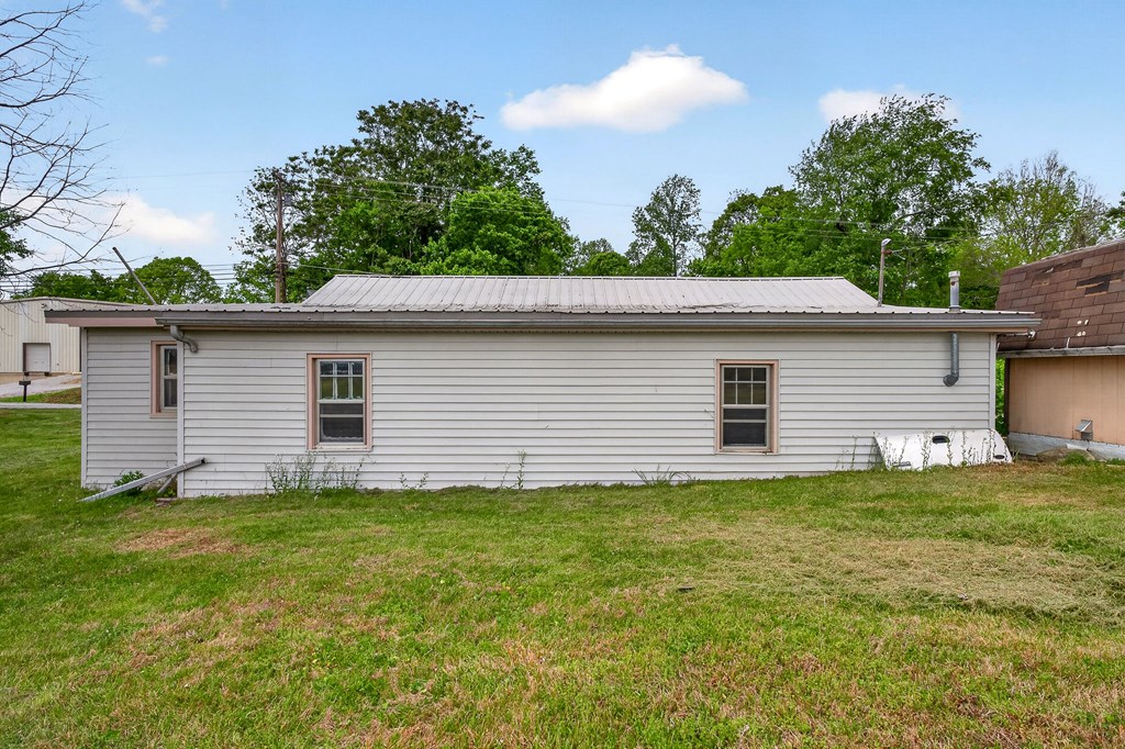268 Express Rd
