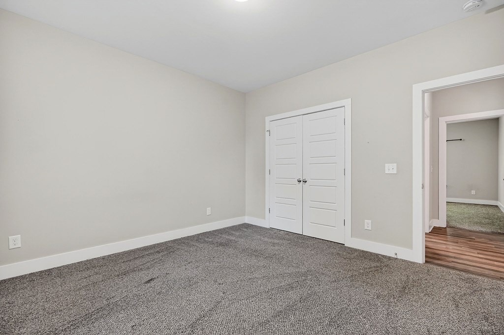 105 Shiloh Ln