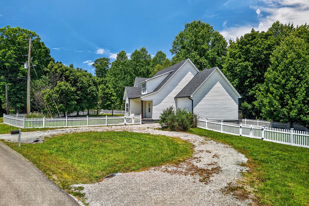 105 Shiloh Ln