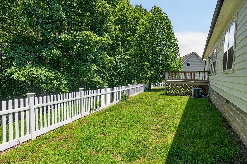 105 Shiloh Ln