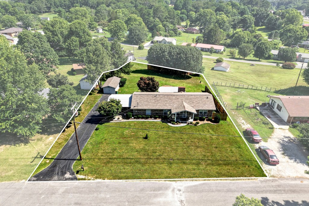 496 Sunset Dr