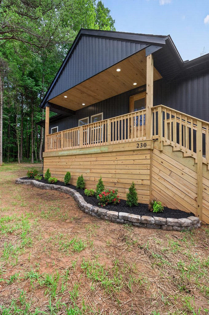 230 Hickory Lane