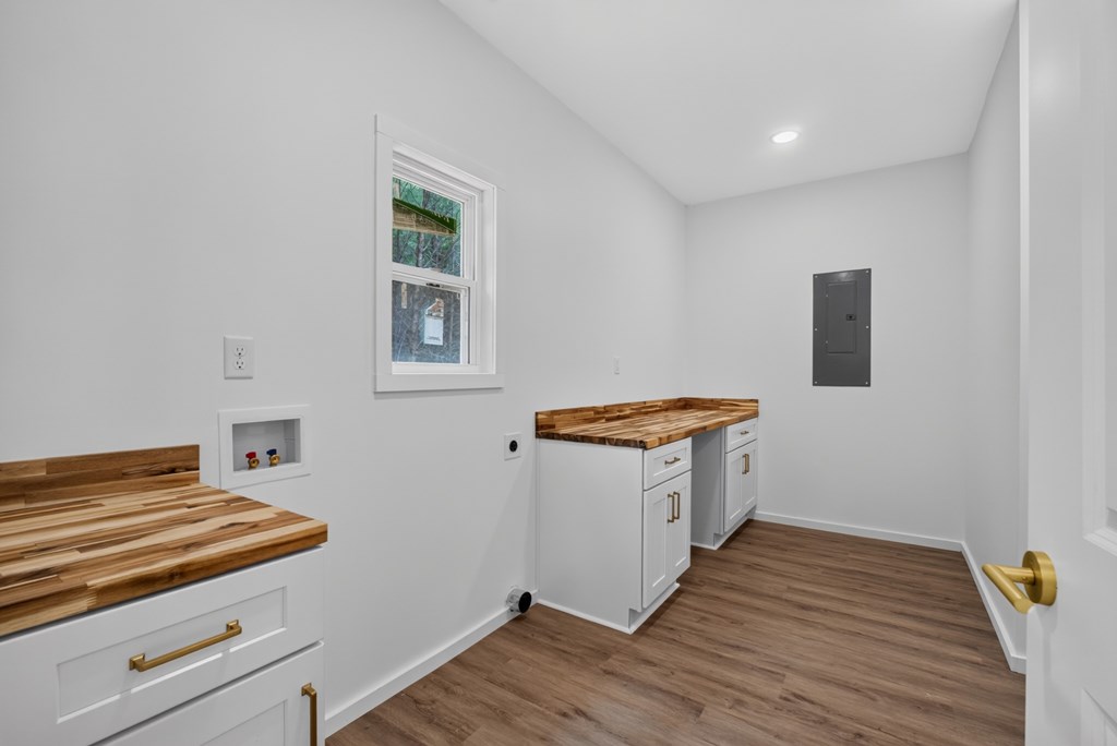 230 Hickory Lane