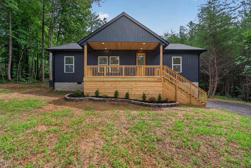 230 Hickory Lane