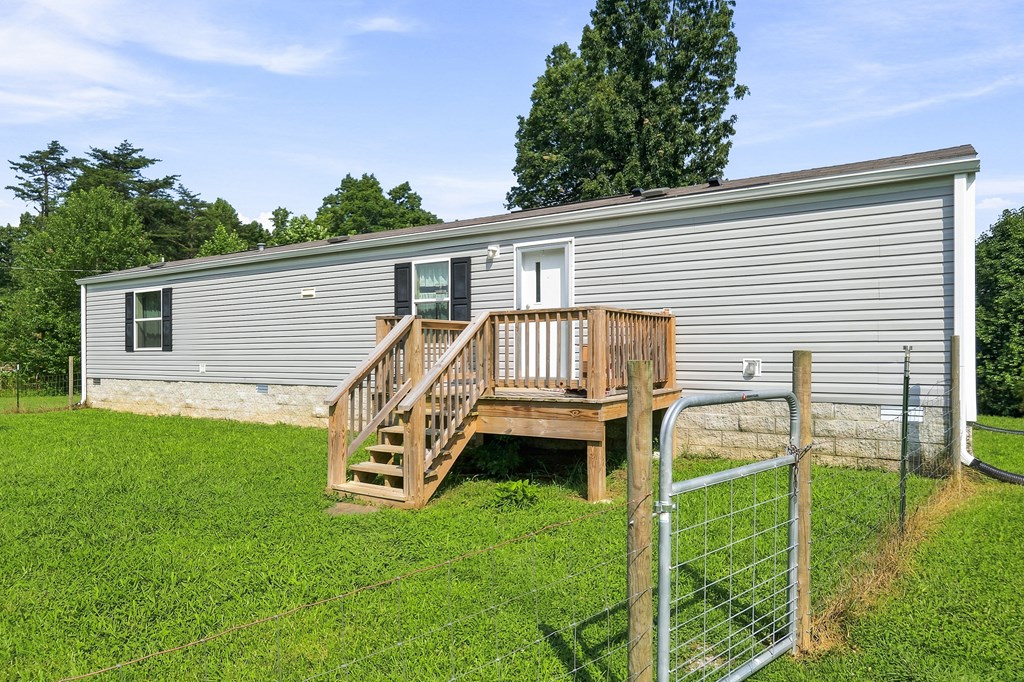 1181 W Ravenscroft Rd