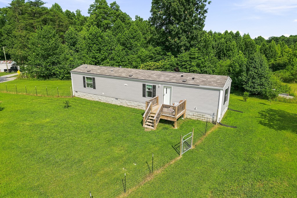 1181 W Ravenscroft Rd