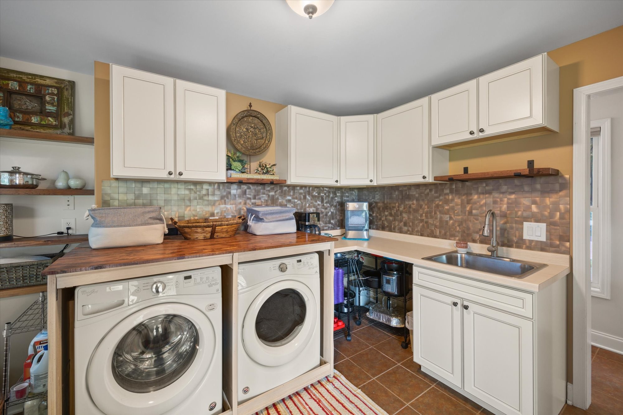 1071 Clarence Gillen Rd