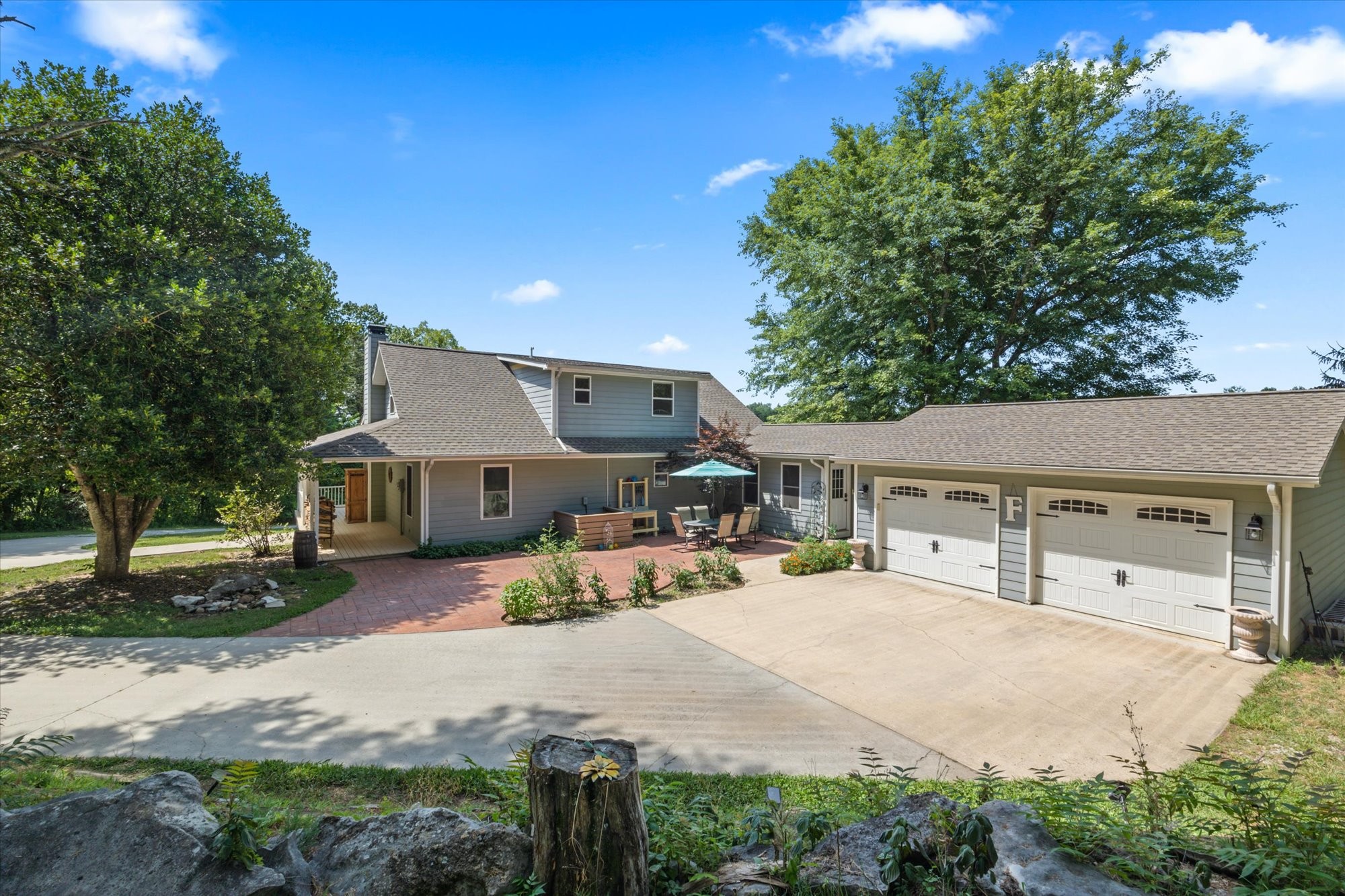 1071 Clarence Gillen Rd