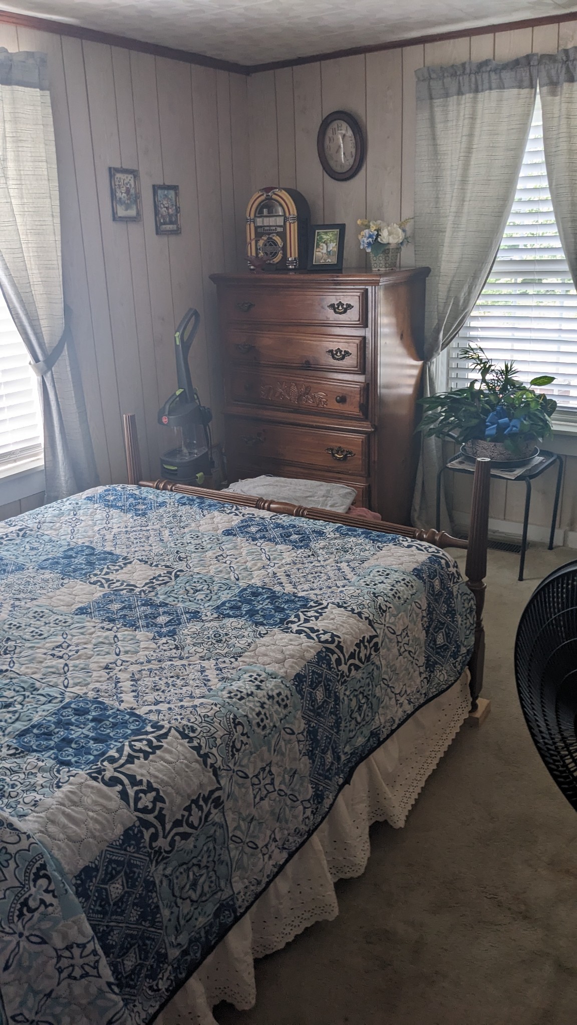 104 Davis Rd