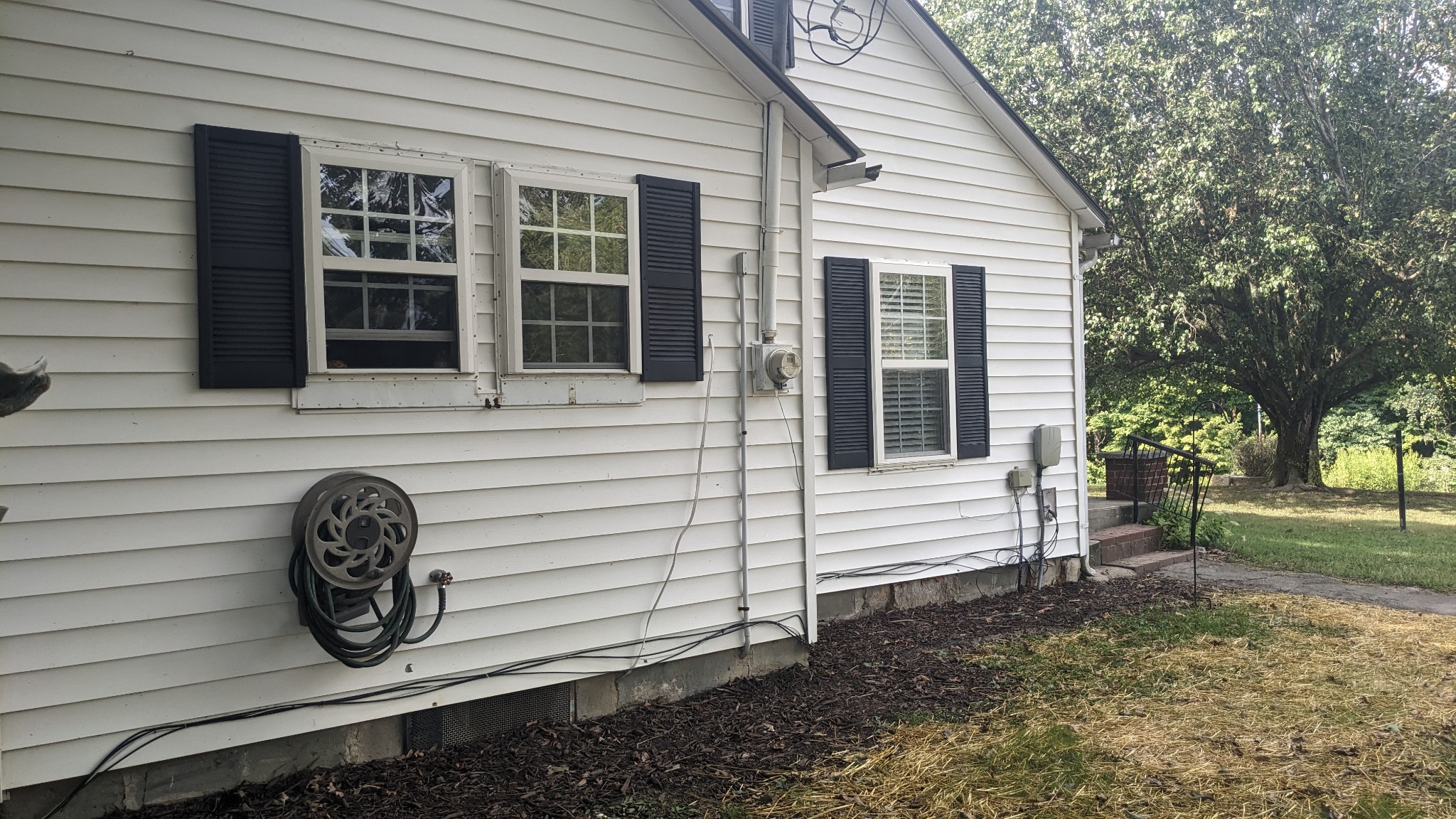 104 Davis Rd