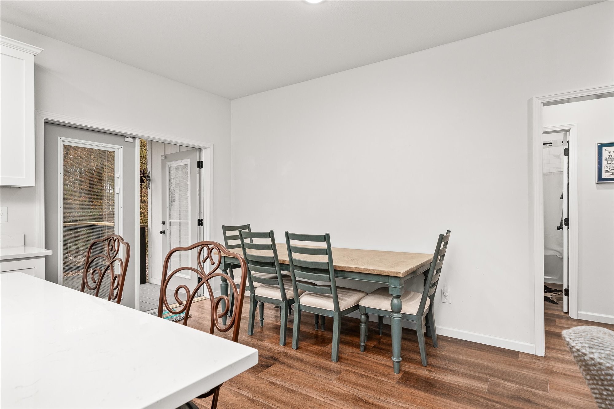 206 Whitehead Dr