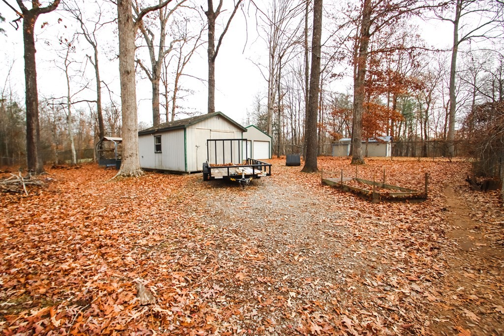 6382 Smithville Hwy
