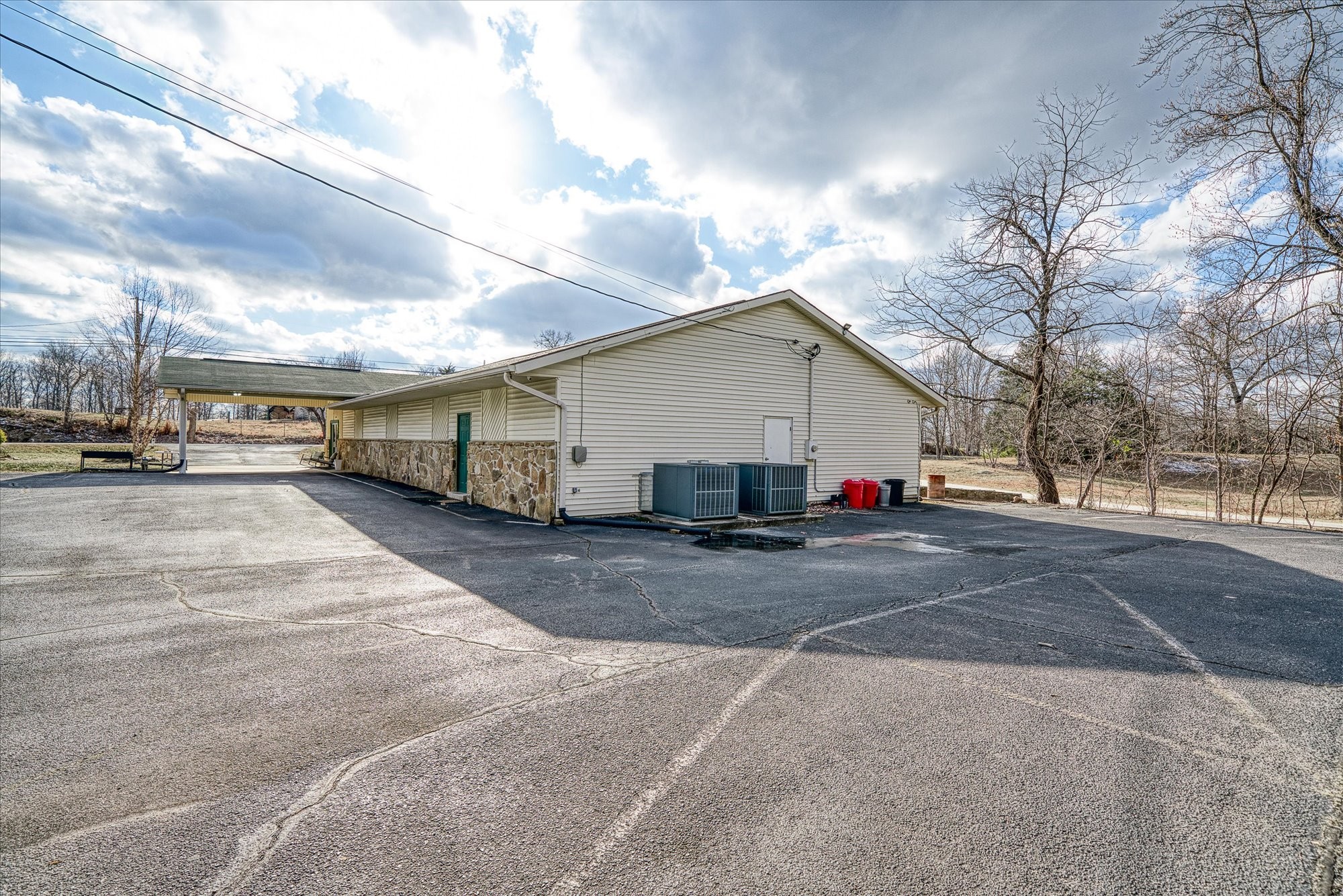 2365 Crossville Hwy