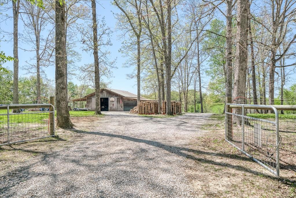 1563 Boyd Creek Rd