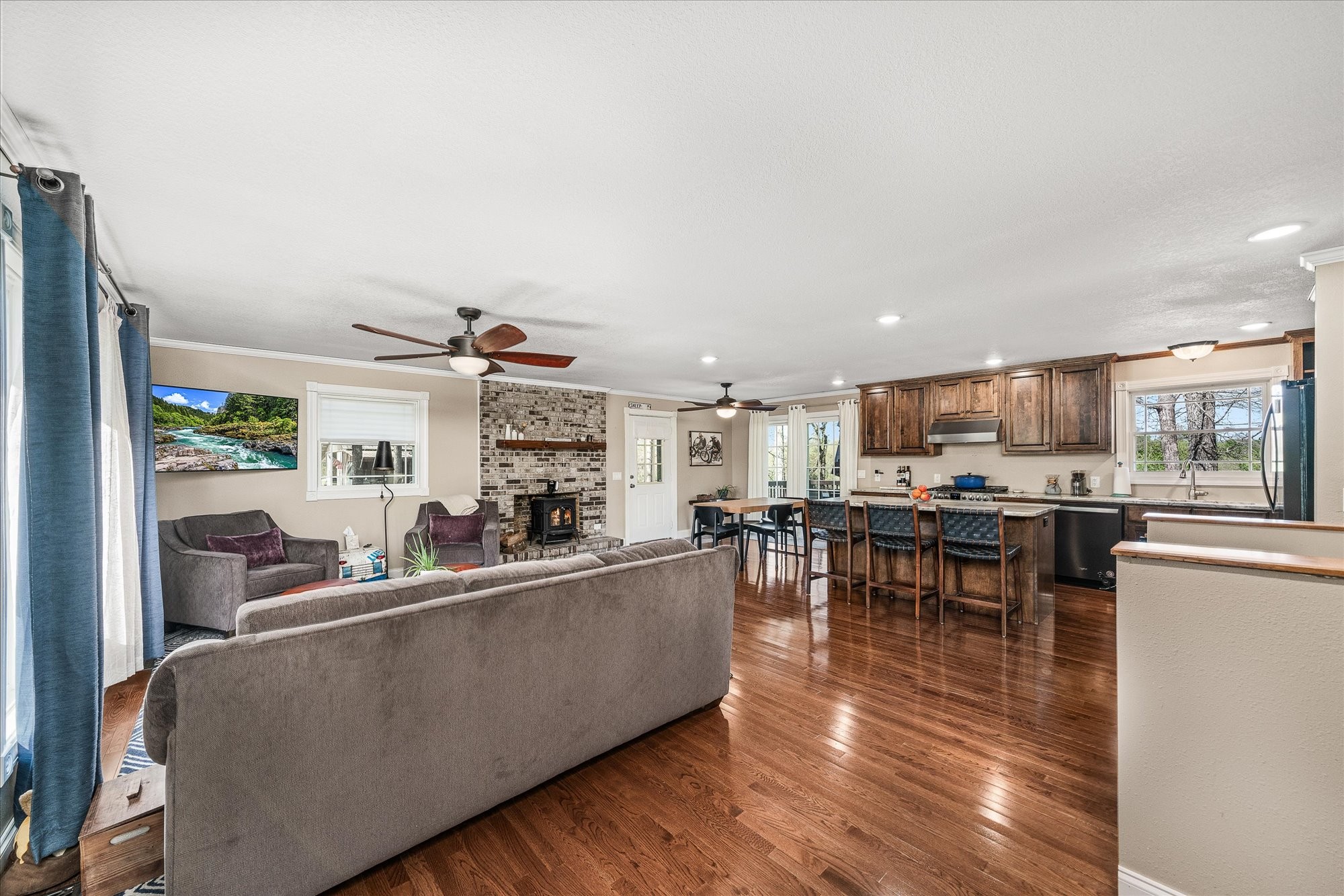 1563 Boyd Creek Rd