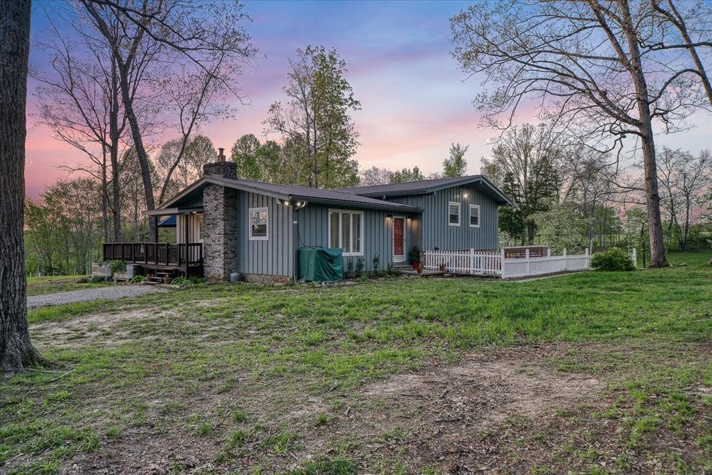 1563 Boyd Creek Rd