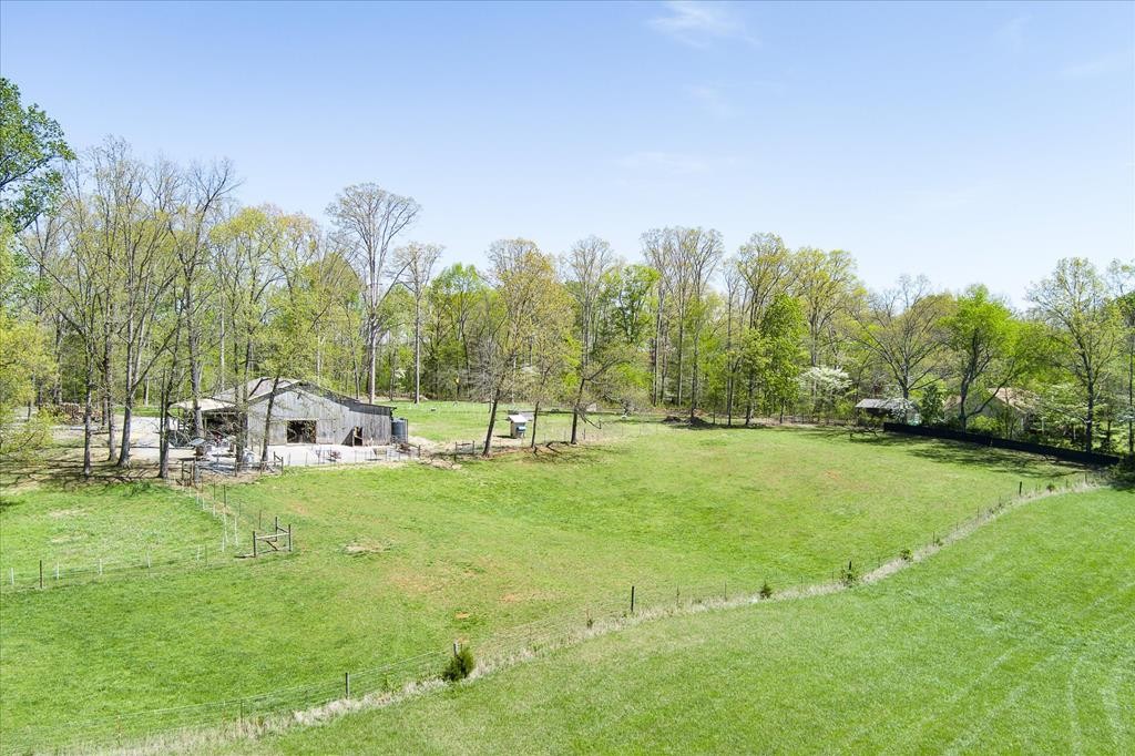 1563 Boyd Creek Rd