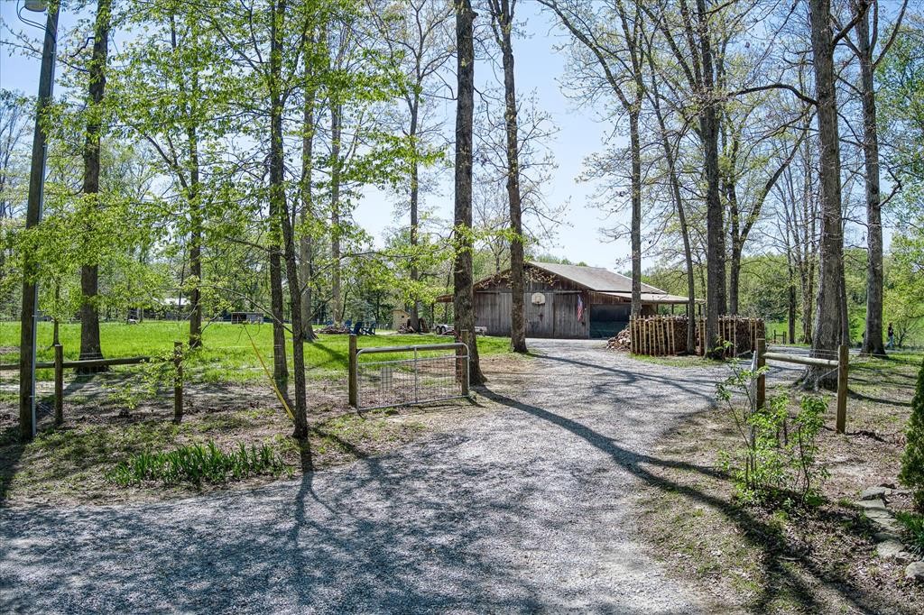 1563 Boyd Creek Rd